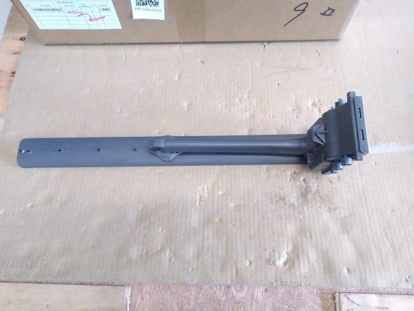 Upper spray arm