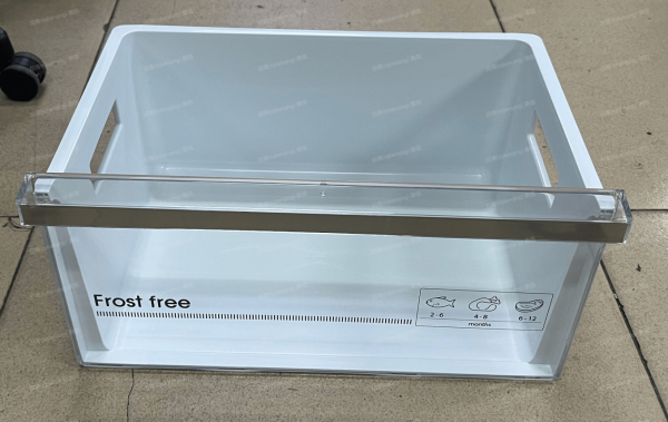 middle freezer basket