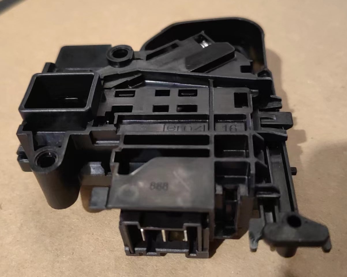 Montering av dørlås